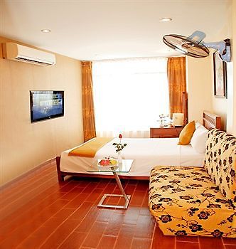 Silver Moon Lakeview Hanoi - 